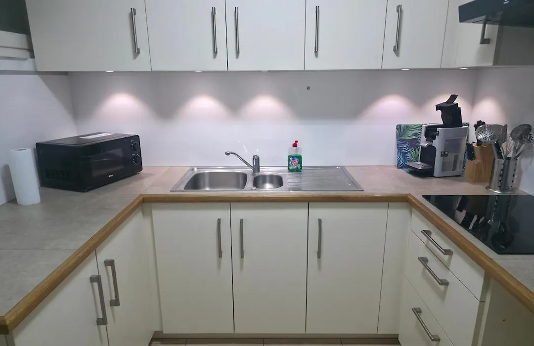 Appartement 70M² Pierrelatte Cosy, Netflix+Wifi-1