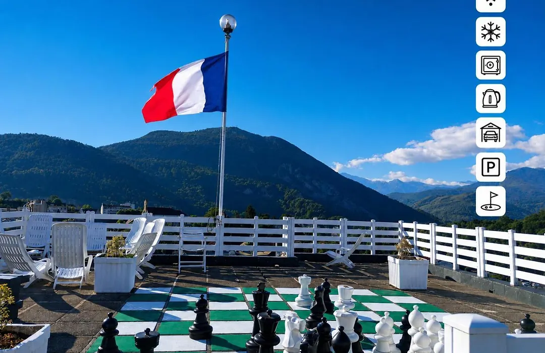 Hôtel Christina Lourdes-1