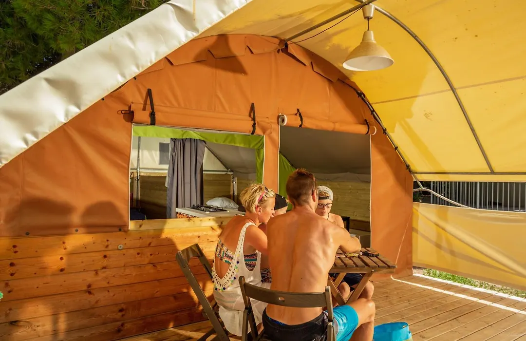 Camping Rives des Corbières-1