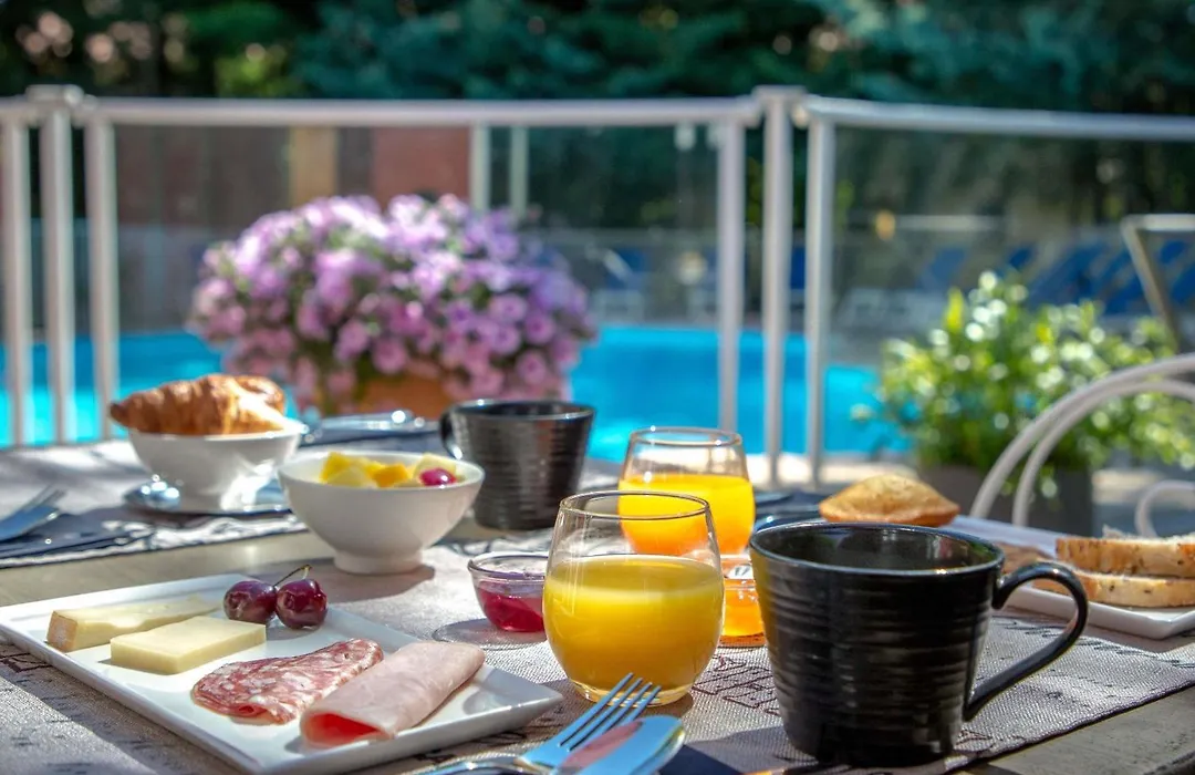 Ibis Brignoles Provence Verte-1