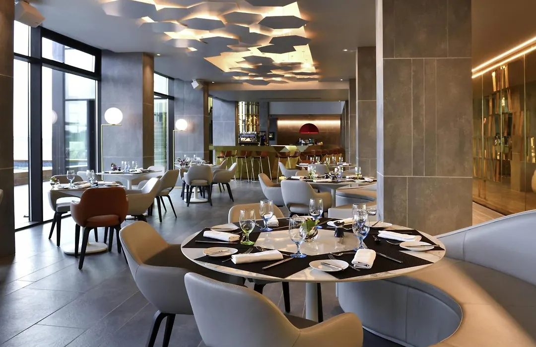 Pullman Abidjan-1