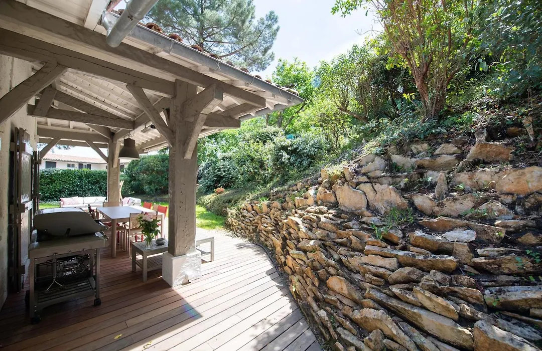 Villa spacieuse à Arcachon, proche plage de Pereire, jardin-1