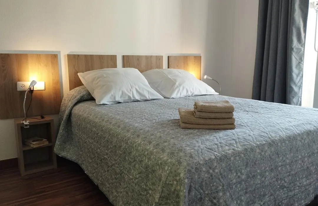 Spacious Apartment In Roses, 60 M², Shared Pool-1