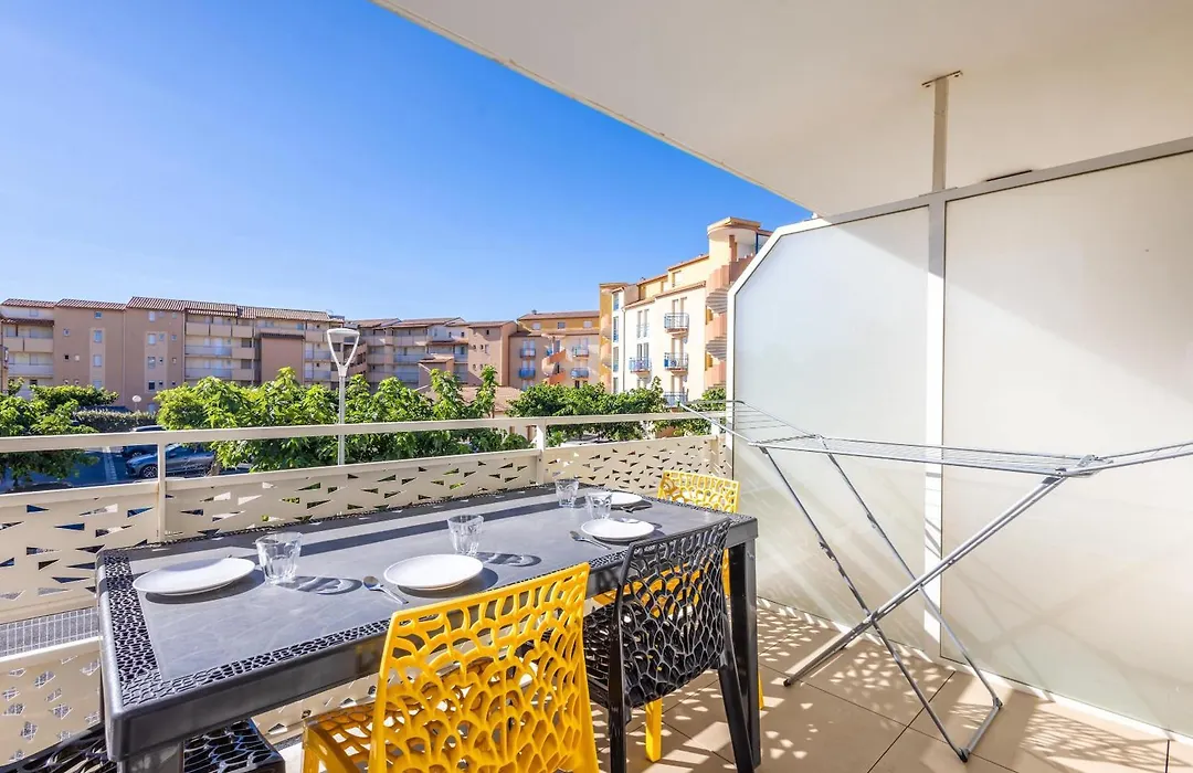 Agréable appartement pour 4 personnes à 150m de la plage-1