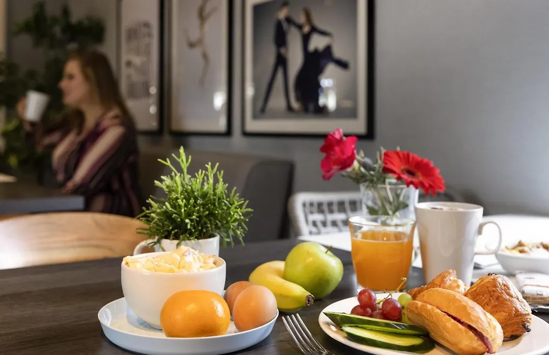 Ibis Styles Den Haag Scheveningen-1