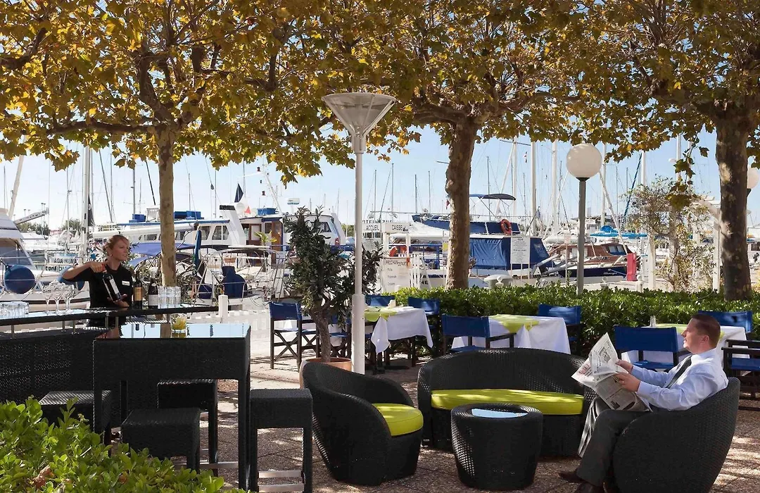 Mercure Port La Grande Motte-1