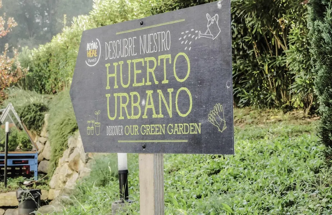 Ibis Girona-1