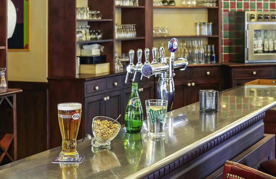 ibis Chartres Ouest Luce-1