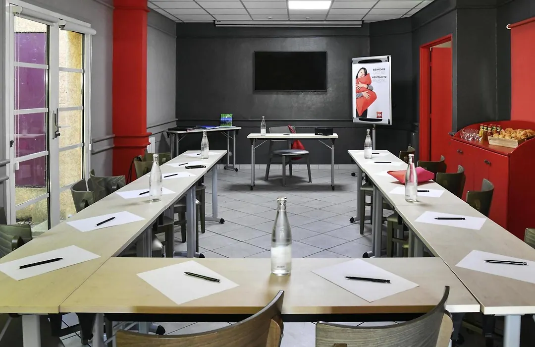 Ibis Sisteron-1