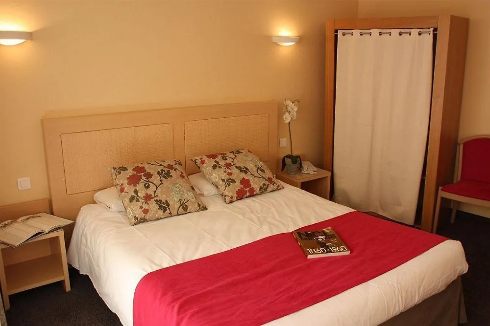 Hotel Massenet-1