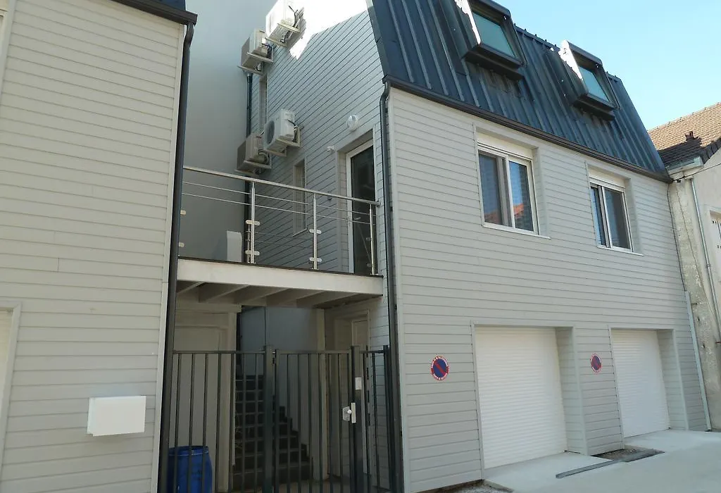 Studios Albri-1