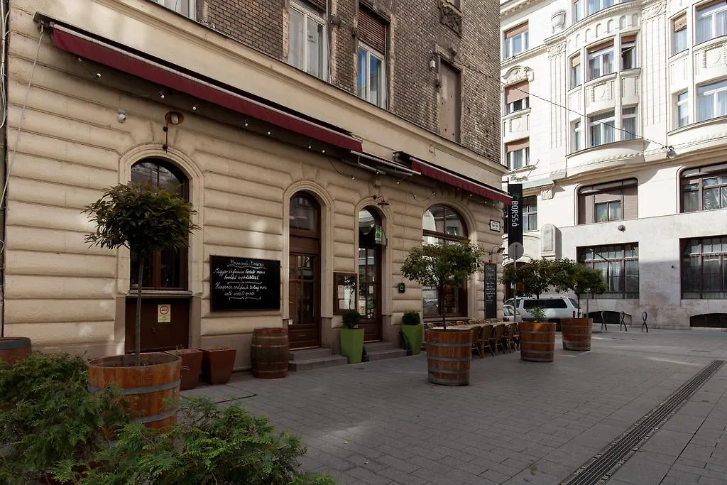Boutique Apartment in Budapest Downtown-1