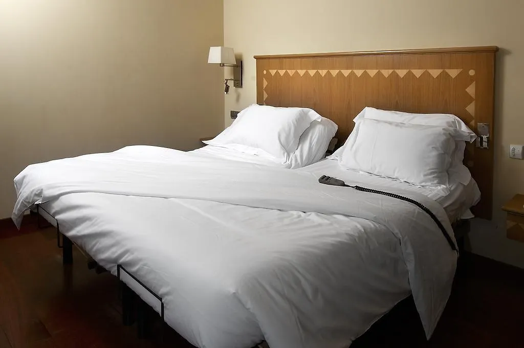 Hotel Montecarlo-1