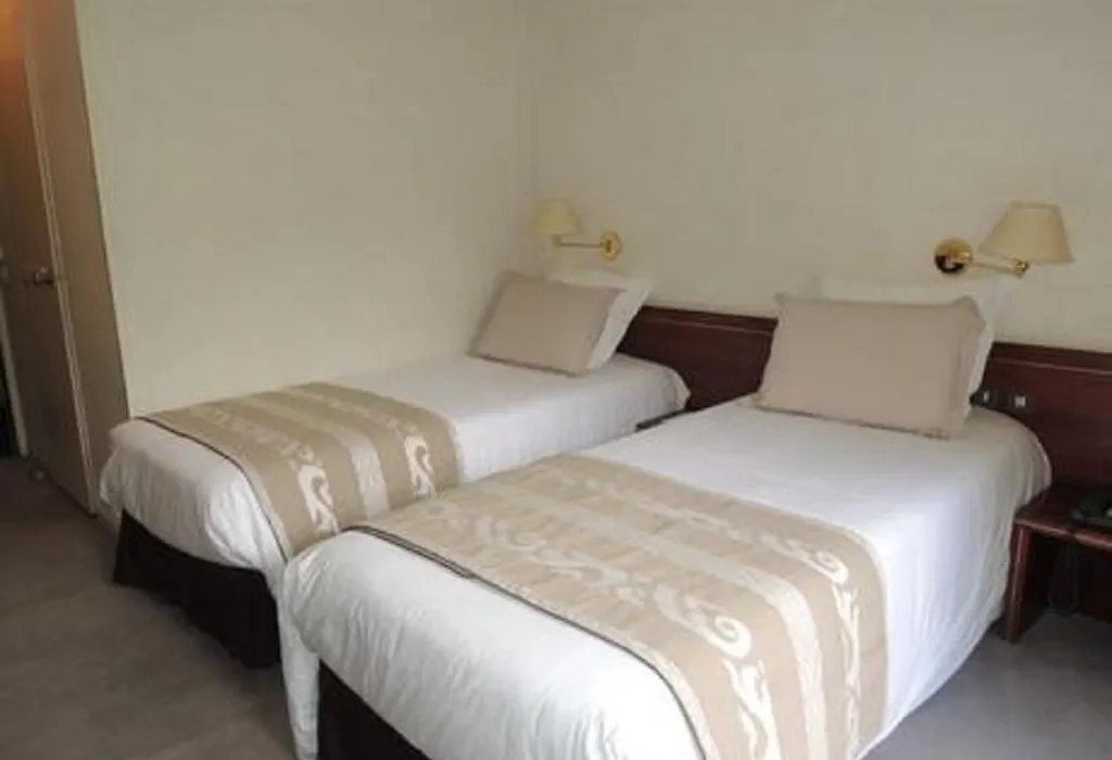 Hôtel 4C-1