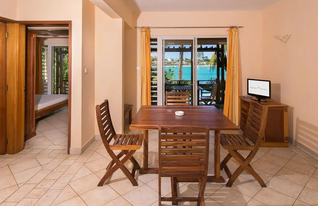 Residence Peramal-1