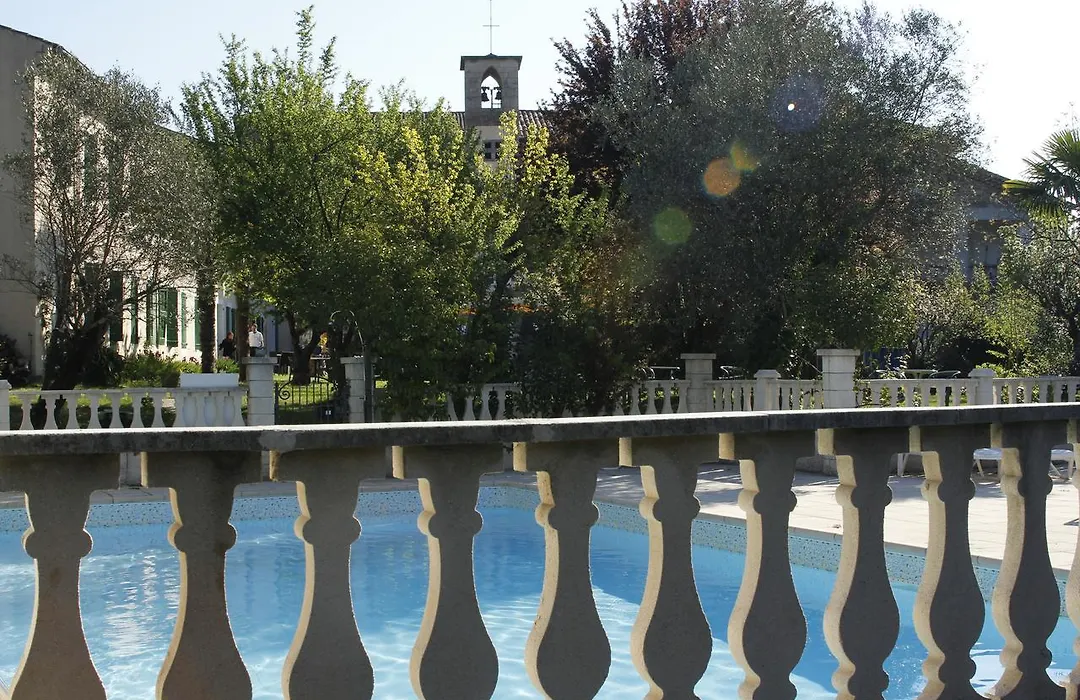 Hotel Carmel-1