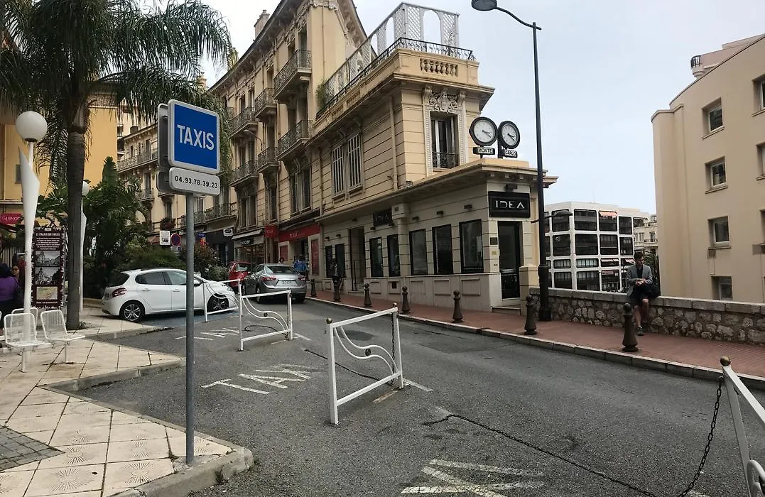 Monaco Studio "907"-1