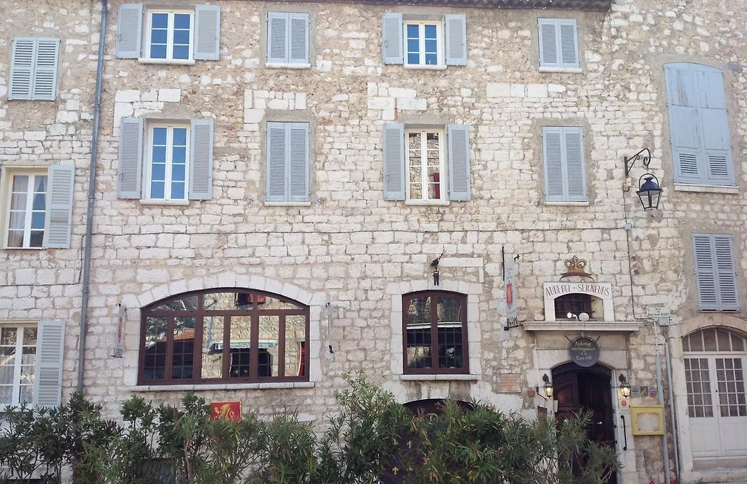 Auberge des Seigneurs-1