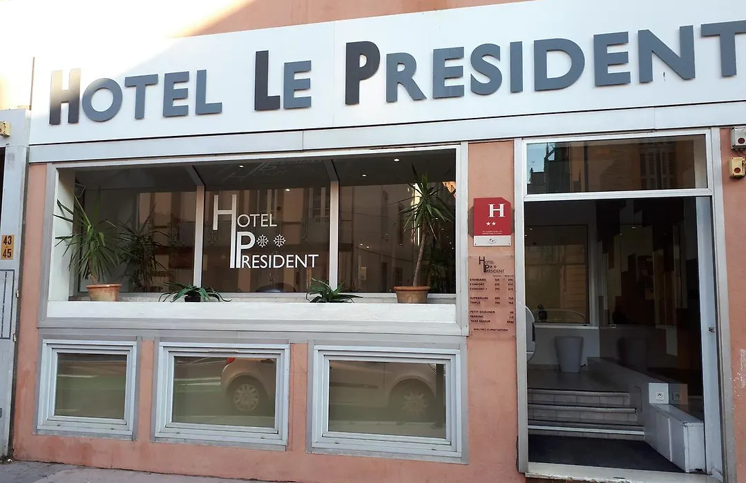 Hotel Le President-1