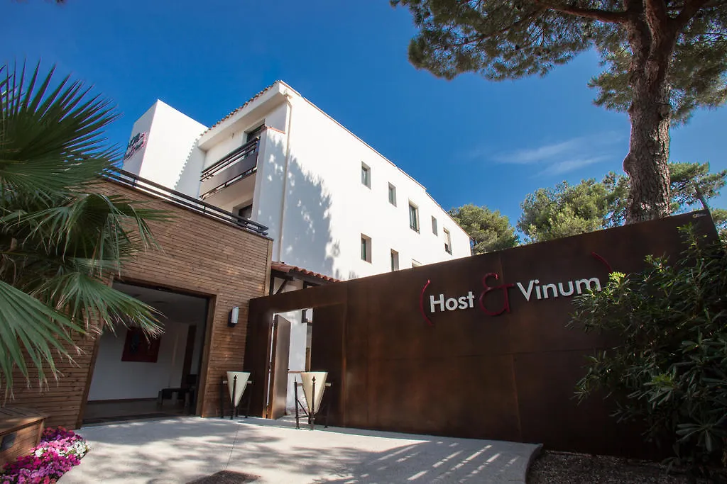 Host & Vinum - Le Clos Des Pins-1