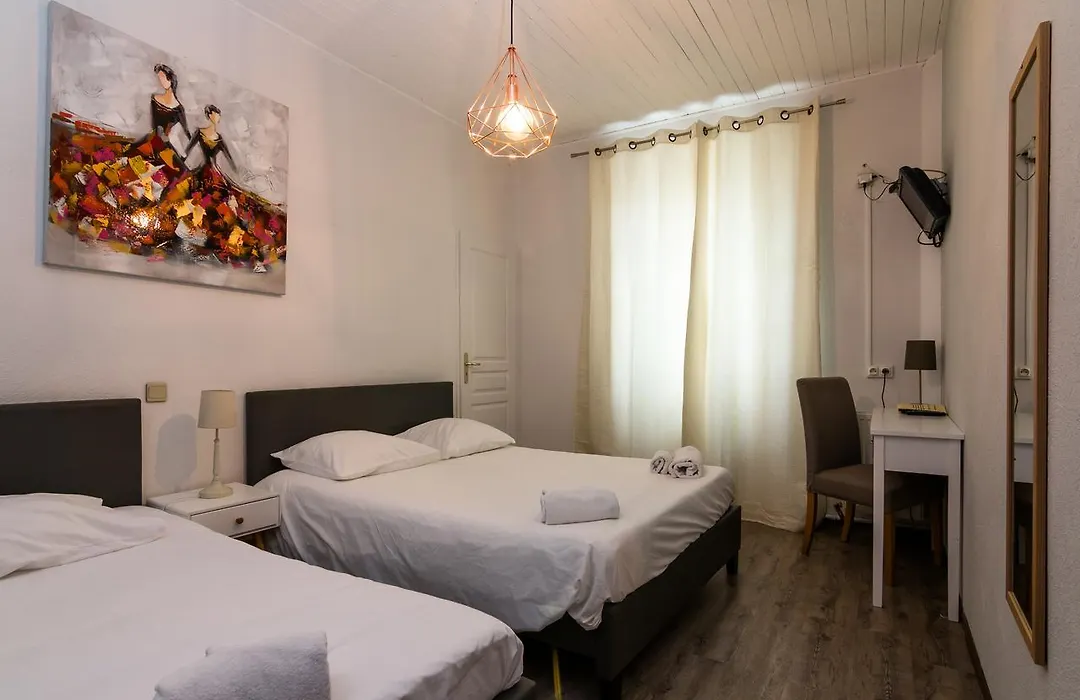 Ma Petite Auberge-1