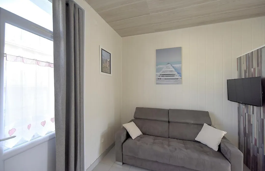 Appartement Mer - 50m Front de Mer-1