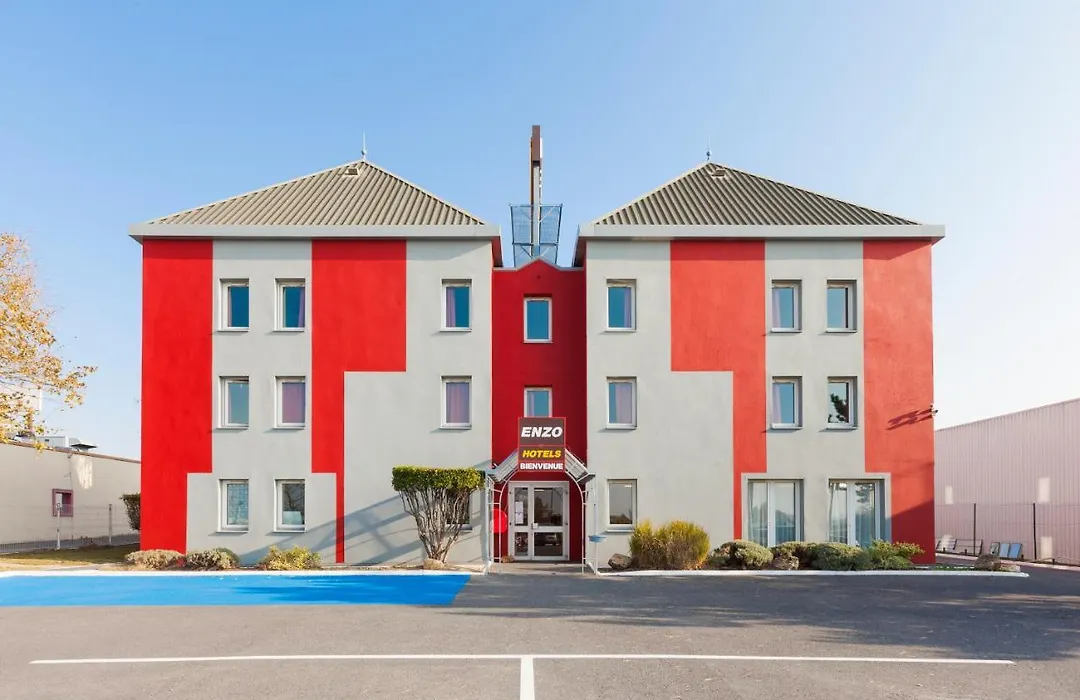 Enzo Hotels Chalons en Champagne-1