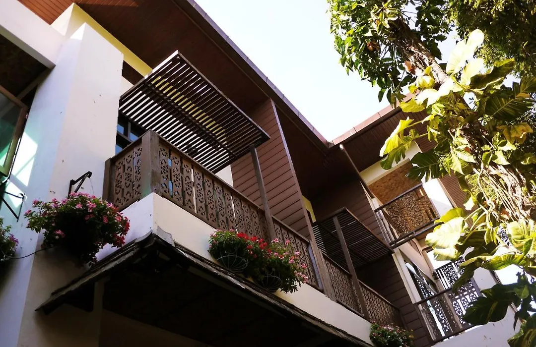 Mountain View Guesthousechiangmai-1