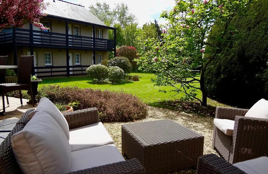 Hotel Nuit Et Jour - La Maison de Lucile-1