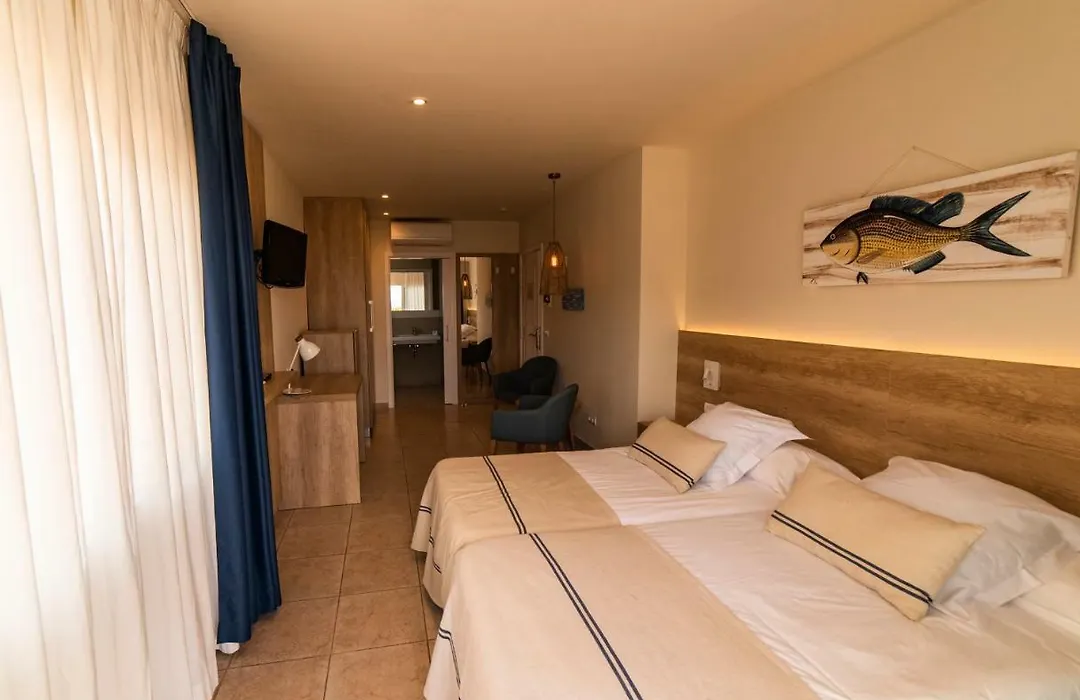 Hotel Tamariu-1