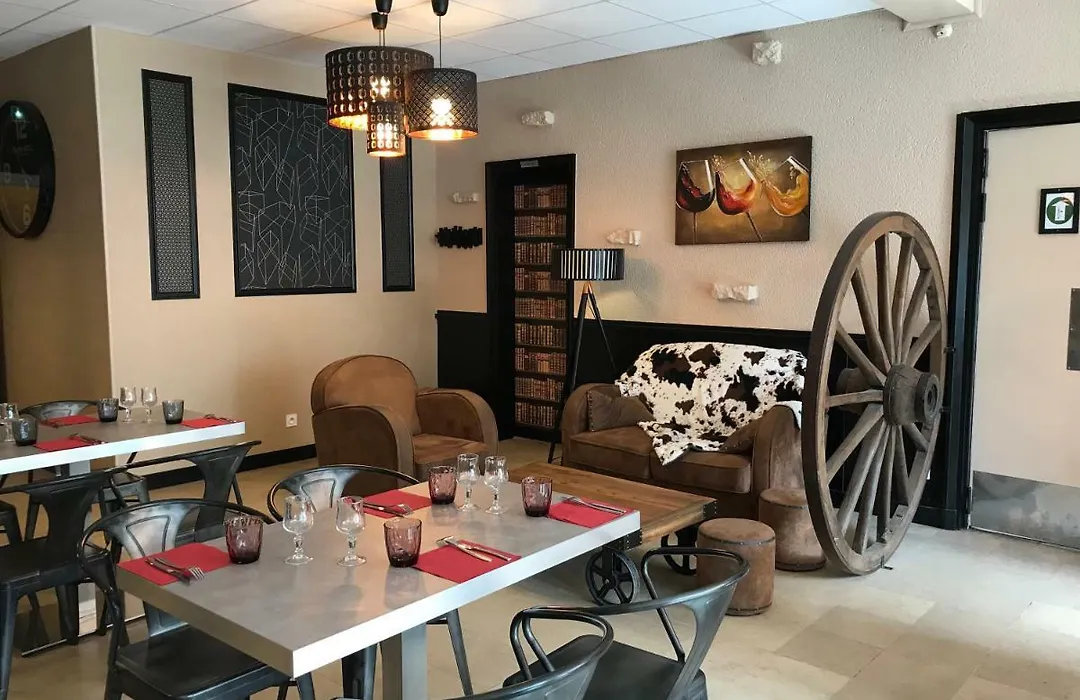 Hotel du Centre - Restaurant le P'tit Gourmet-1