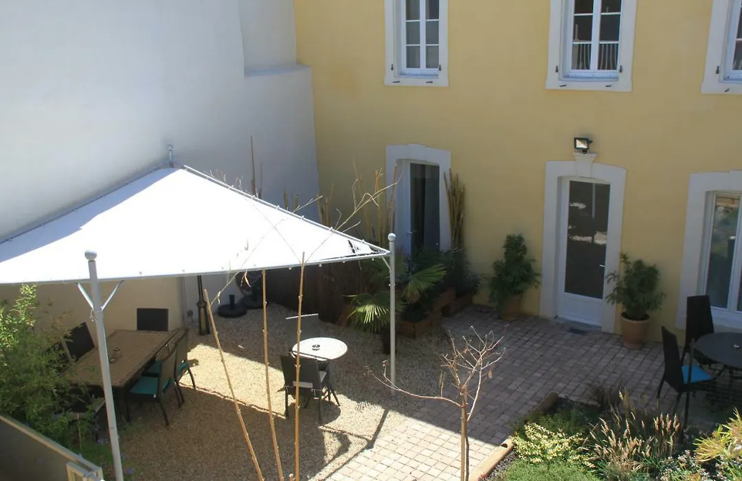Le Logis GOUT-1