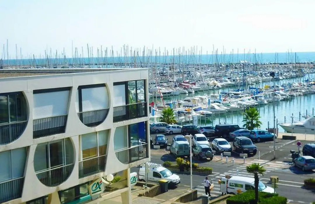 T2 Superbe vue port et mer-1