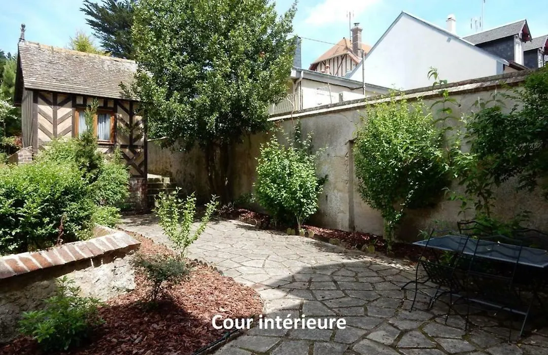 Appartement Bien-être 2 chambres au coeur de Cabourg --1