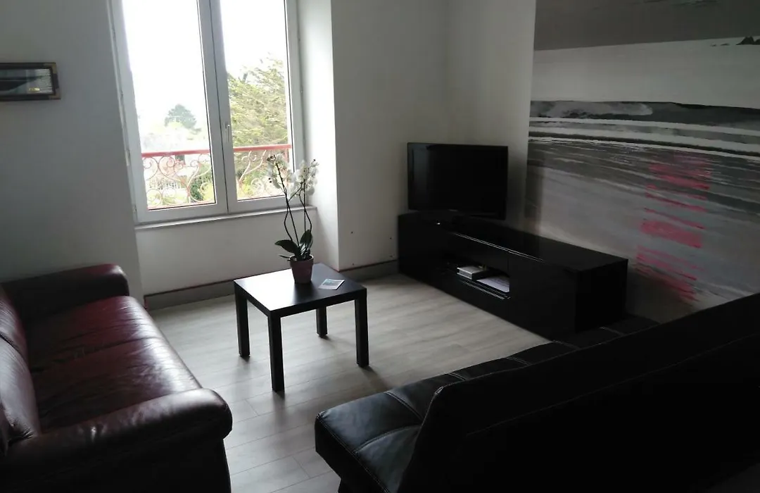 Appartement Vue Mer-1