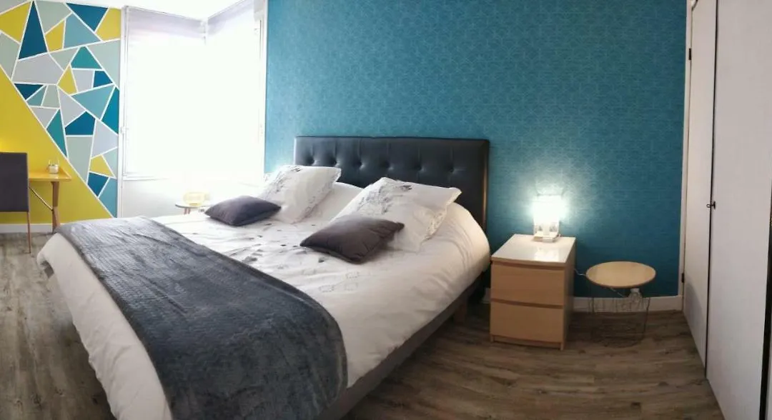 Les Clés du Bonheur by Beds4Wanderlust, 47m2 avec Terrasse privative&Parking-RER B TGV 10min-Orly 20min-1