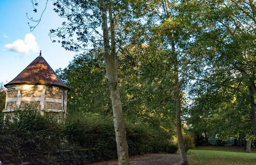 Les charmes Du Bosquet Parc d'Amour et Nature Parking Privé Sécurisé-1