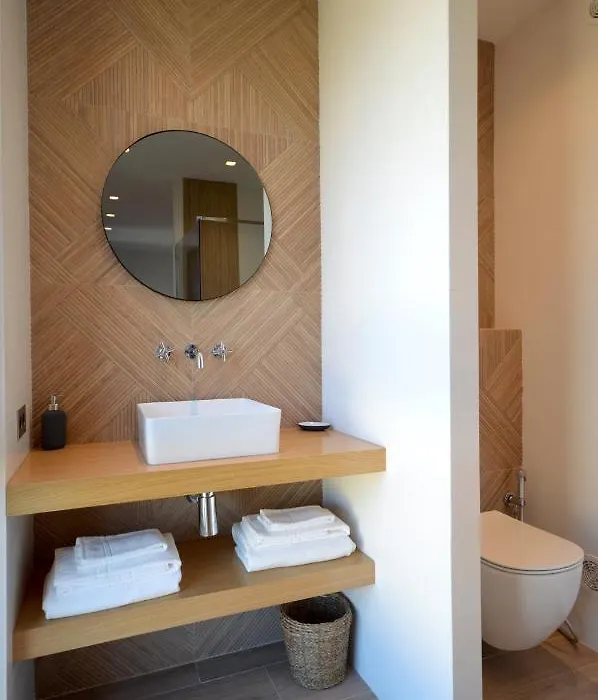 Magnifique Studio à deux pas du port de Saint-Tropez-1