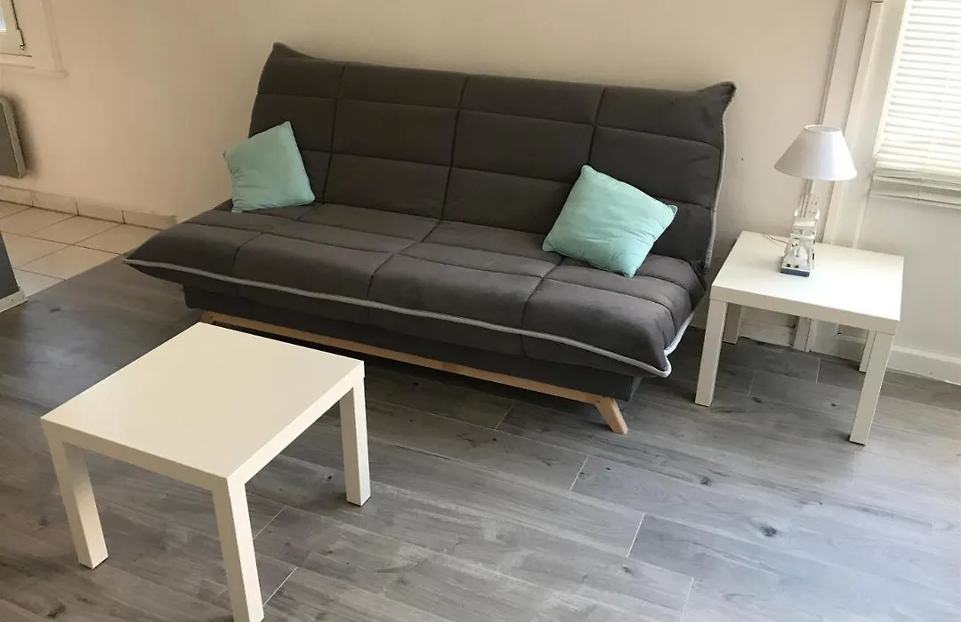 Studio 50M Plage-1