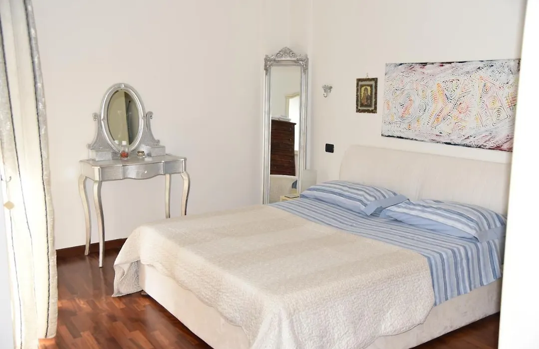 100 Viale Italia-1