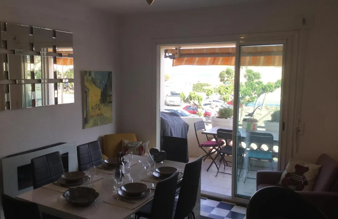 Villa Magaly T4 à 50 m de la plage de Valras centre-1