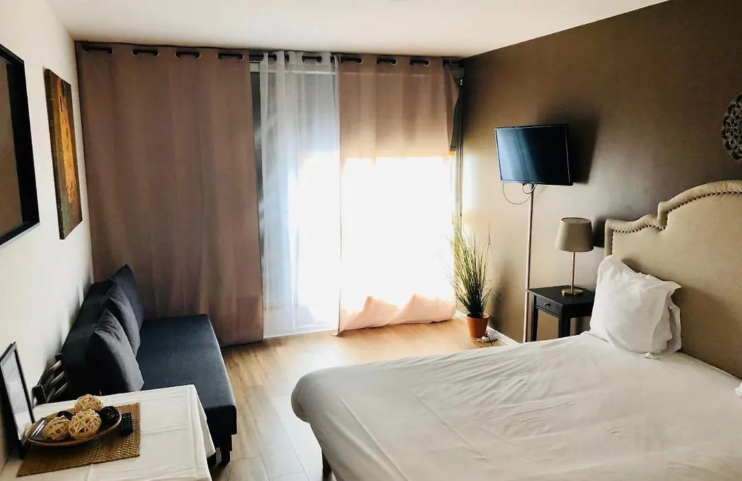 Smart Rent Aparts Les Studiantes-1