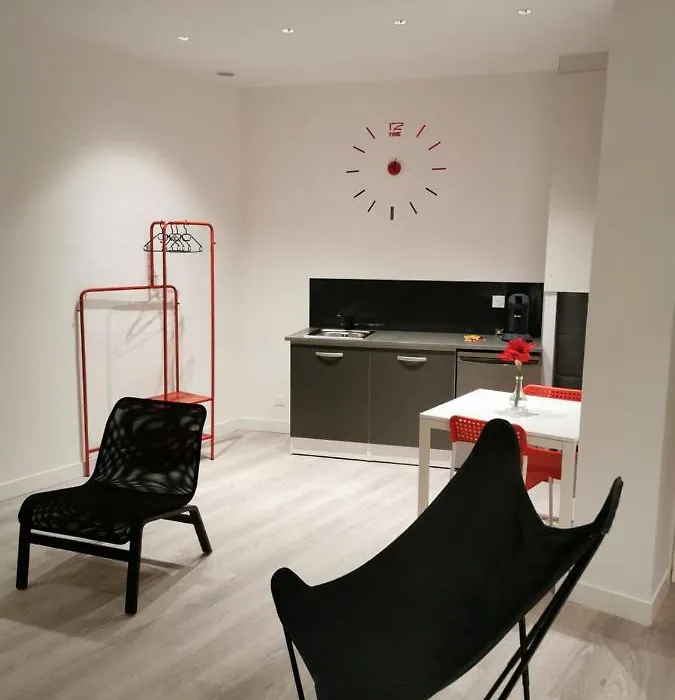 Appartement Gris - Love Suite - Balneo-Jaccuzi-1