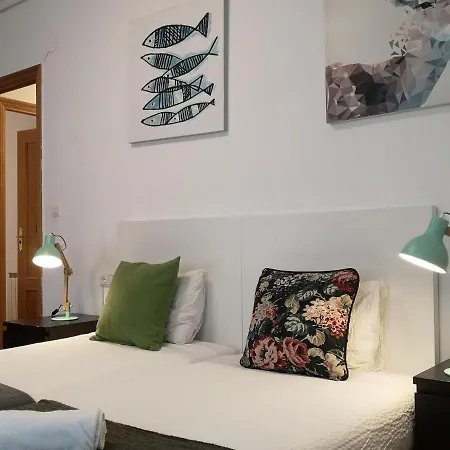 Apartamento Amplio Y Central A Pie De Playa La Concha-3