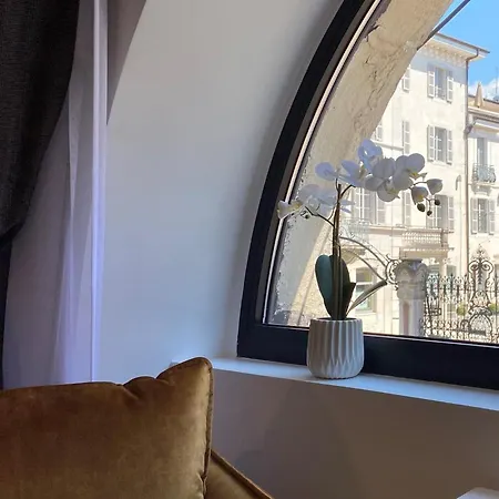 Le Royal 4 - Appartement pour 4 personnes au centre ville-2
