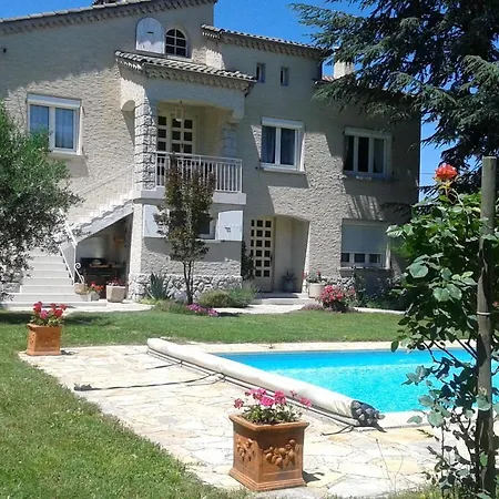 Domaine de Lazuel à 2,5km du centre ville-2