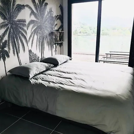 Appartement 2 pièces dans le centre historique de Porto Vecchio-3