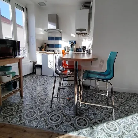 Appartement Spacieux Et Lumineux Parvis De La Gare-2
