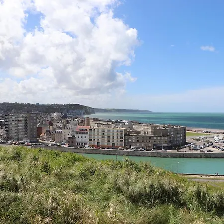 Suite Melody double balnéo, home-cinéma, terrasse à Dieppe-2