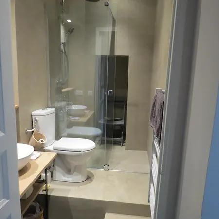 Appartement Avec Jardin Privatif-3